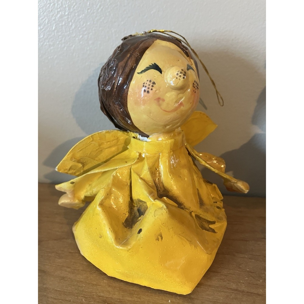 Vintage MCM Paper Mache Folk Art Angel and Caroler Ornaments Set - Taiwan - Picture 9 of 12